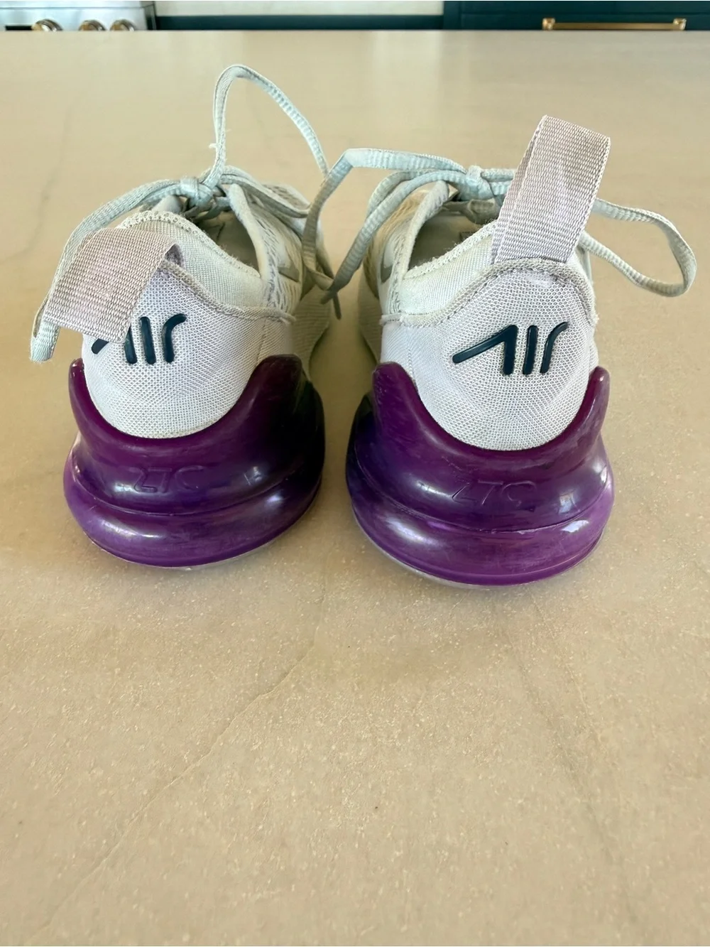 Nike Air Max 270 Pure Platinum Violet Frost Kids Size 13C Sneakers